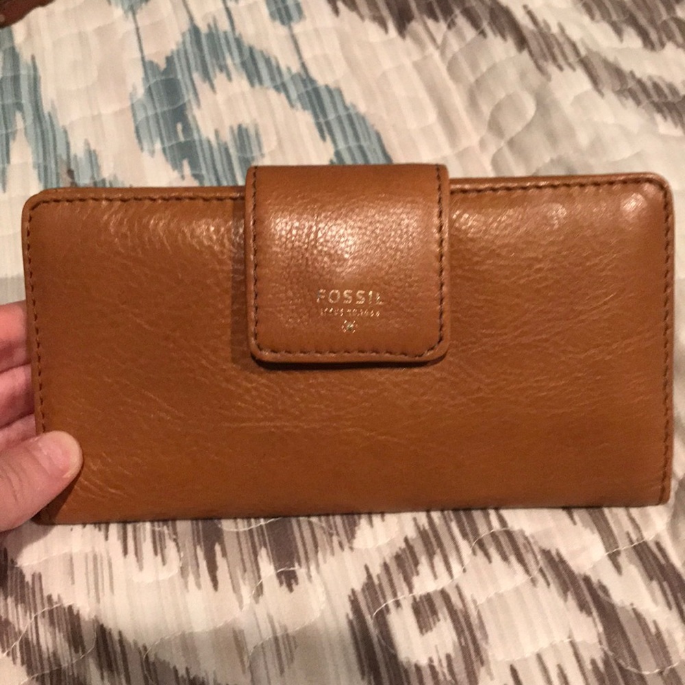 Fossil wallet